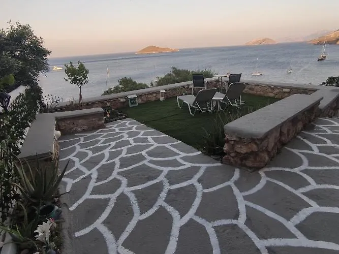 Aegean Blue Tatil Evi *