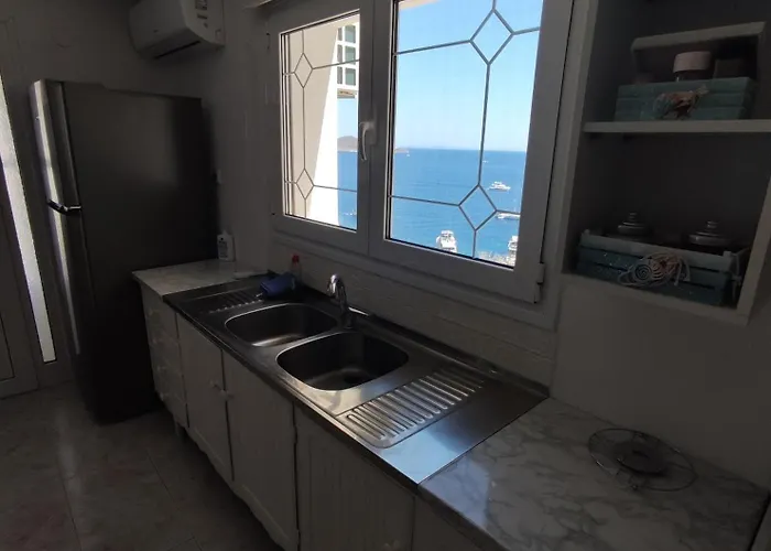 Aegean Blue Tatil Evi *